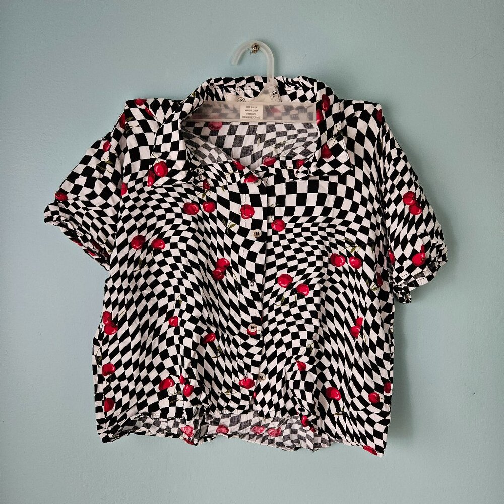Passport - Psychedelic checkered, cherry print button-down cropped top - XS